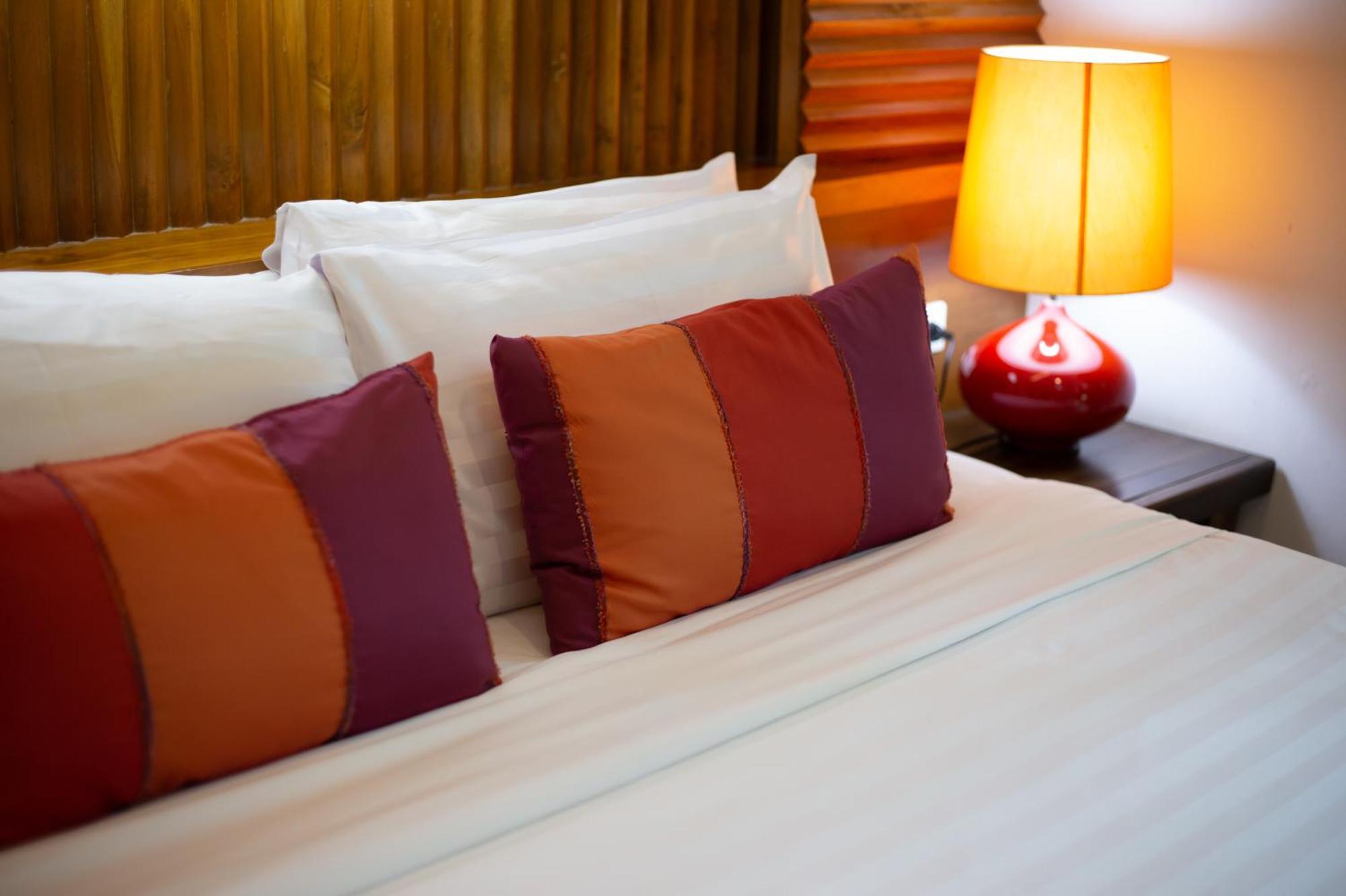 Nana Resort Kaeng Krachan Exterior photo