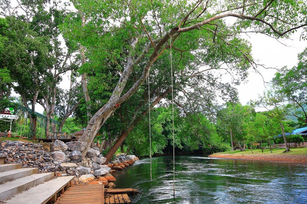 Nana Resort Kaeng Krachan Exterior photo