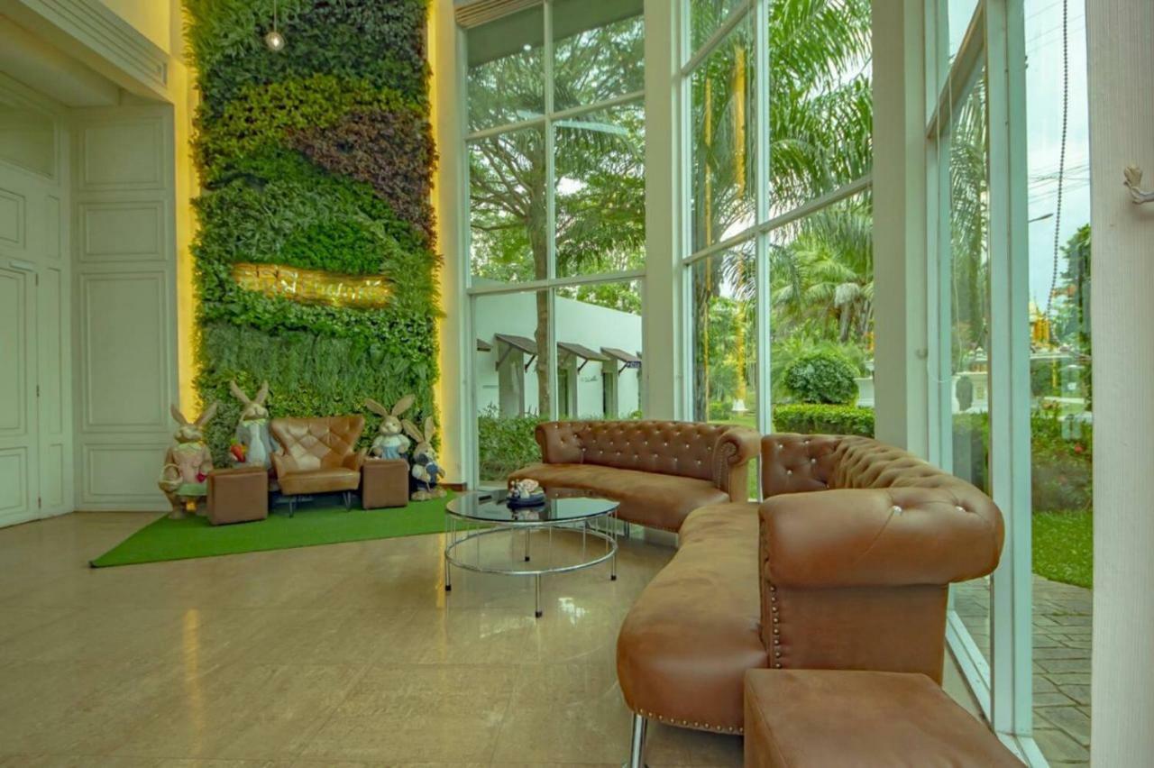 Nana Resort Kaeng Krachan Exterior photo